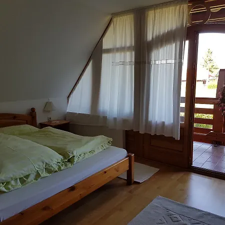 בית הארחה Ginavilla *