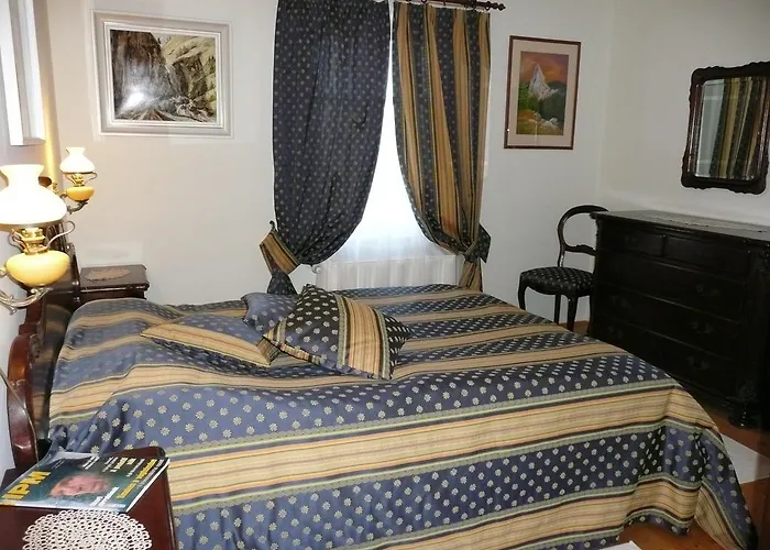 Ginavilla בית הארחה *